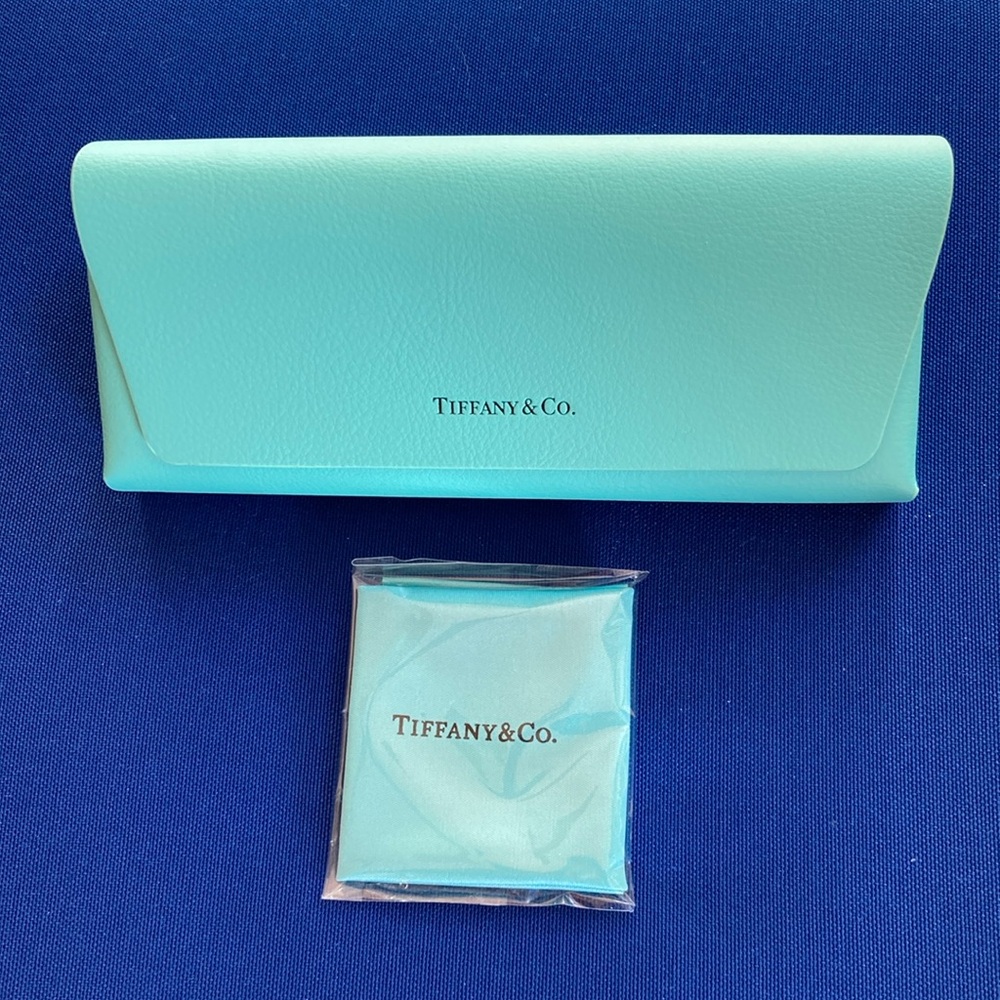 Tiffany & Co. sunglasses glass with lens cloth